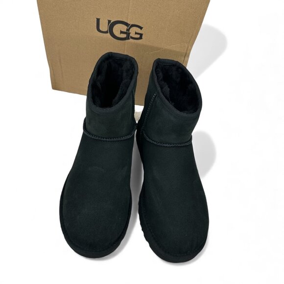 UGG Classic Mini II Boots Women’s Black Sheepskin Suede Winter Ankle Boots - Picture 7 of 15